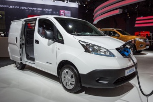 EvRouting's tweet photo. Is your firm ready for a sustainable transport future? Opportunity beckons for firms wishing to reduce carbon footprint by transitioning their HGVs to EVs, being left behind could spell less choice. Our EV solution can help your adjustment, find out how. https://t.co/p6y4Pvj9IT https://t.co/GN1lPkXk2z