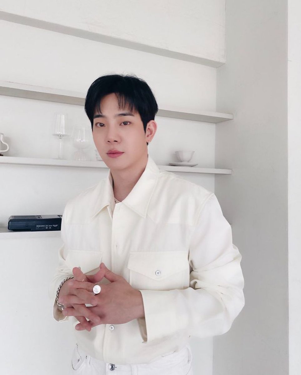 TheRoseBrasil's tweet photo. [🌹] 25.05.22 | The Rose, DOJOON | 🌹

- Atualização do instagram @/stylist.rb com DOJOON

"Artista: Park Dojoon (The Rose)
Again My Life OST - Burn"

#TheRose #더로즈 #Dojoon 
@parclassic @TheRose_0803 https://t.co/CkKNvJ3lIl