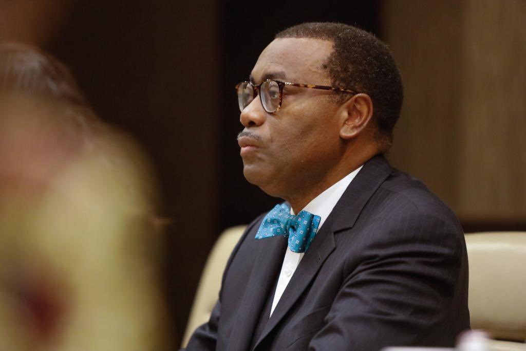 Today at #AfDBAM2022: <a href="/vickyford/">Vicky Ford</a>, Minister for Africa <a href="/FCDOGovUK/">Foreign, Commonwealth & Development Office</a> met with Bank President <a href="/akin_adesina/">Akinwumi A. Adesina</a>, ahead of signing a guarantee agreement for  Room to Run, which will unlock up to $2bn of AfDB funding to support climate-related projects.