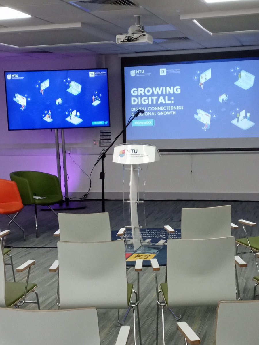 TomFarrelly's tweet photo. Rehearsal for #GrowDX @ForumTL Seminar hosted by @MTU_TEL_Team @frankrennie @smythkrs of @ThinkUHI and @keeffe_grainne https://t.co/Iq9bpxtx6o