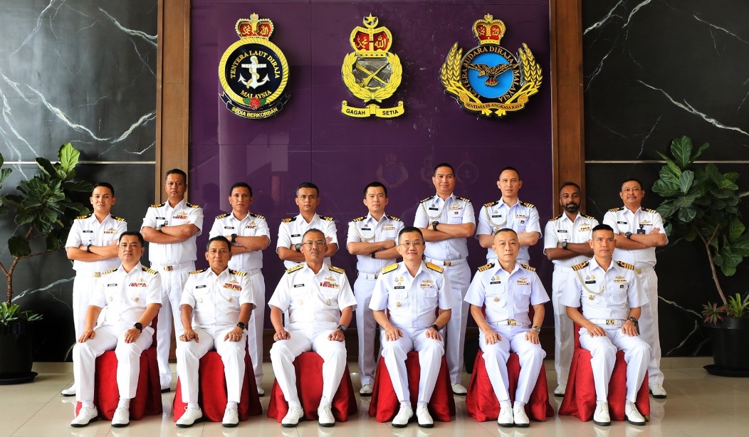 The fourth edition of RMN-RTN Navy to Navy Talks was held today, co-chaired by RMN's RAdm Khir Junaidi Idris and the head of <a href="/royalthainavy/">royalthainavy</a> delegation RAdm Krasair Mengumpan.
Discussion touched on topics such as training and other engagement plans.
#NavyUpdate
#DefenceDiplomacy