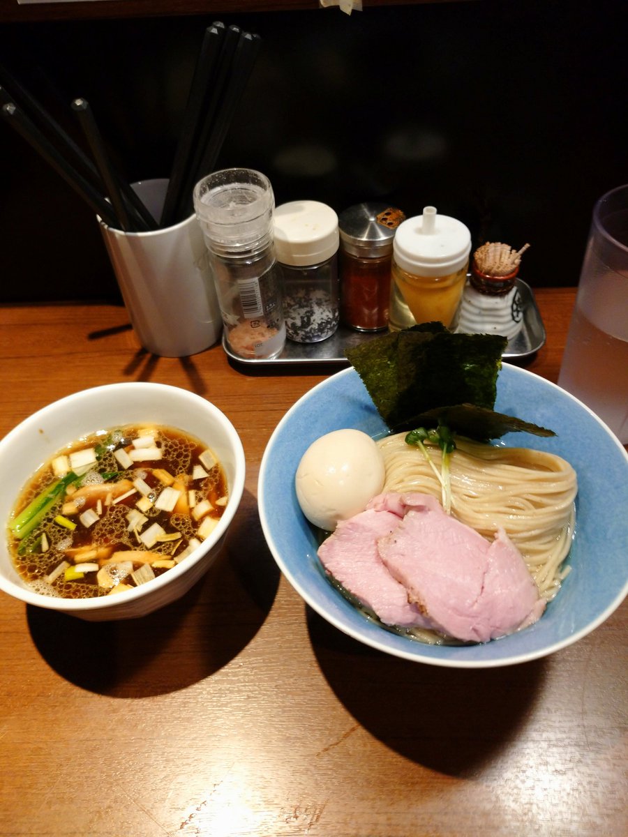 ikurihara's tweet photo. 麺処はら田
昆布水の淡麗醤油つけめん+特製　1300円
初訪問〜♪暑い日はこれで決まり～♪めっちゃ美味かった～！
#食ってみな飛ぶぞ https://t.co/Zu867ieM0U