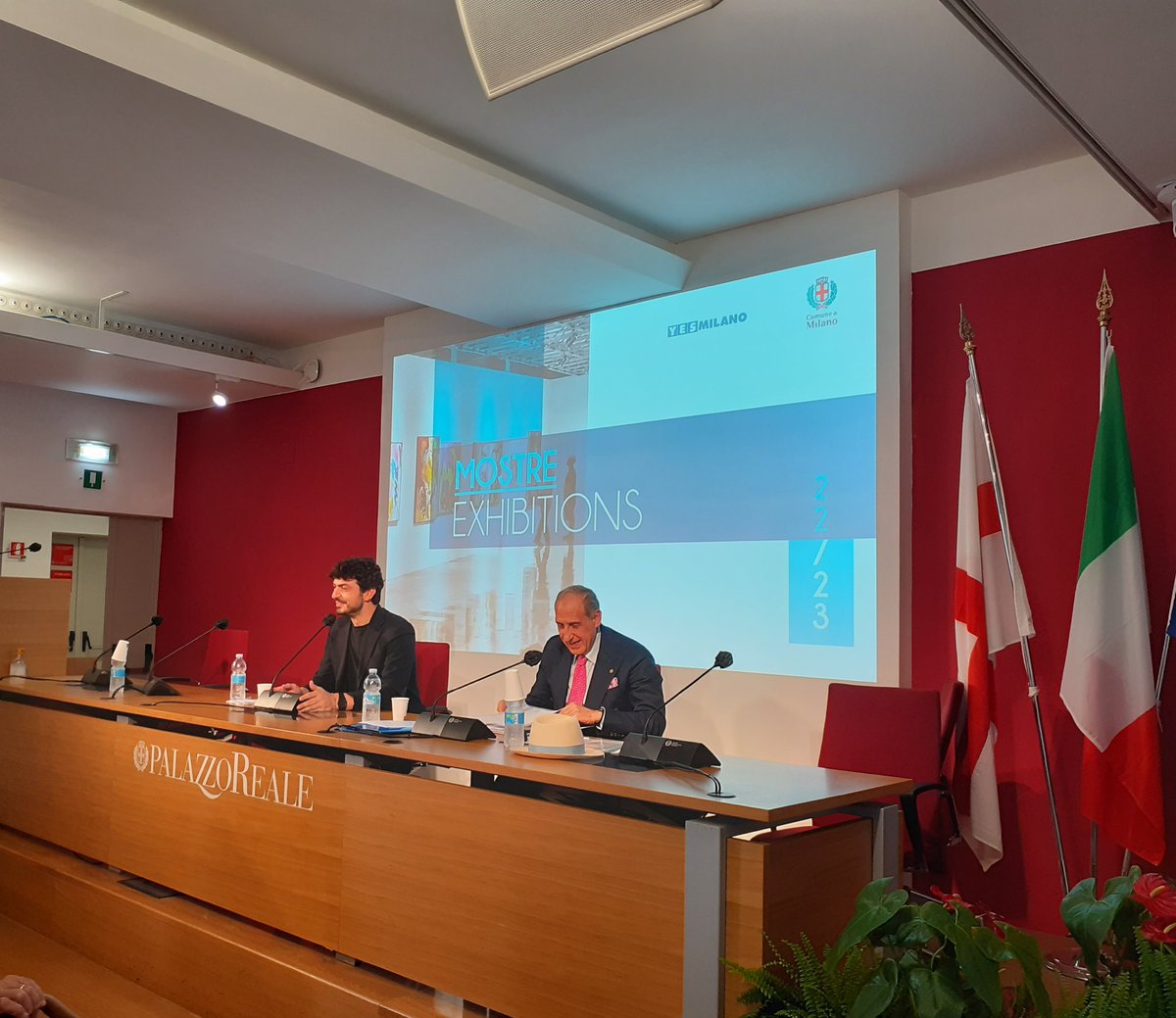 Stiamo presentando la programmazione delle #mostre del Comune di Milano per il 2022 e 23 ed alcune anticipazioni del 2024. Il ricchissimo programma è scaricabile su yesmilano.it/mostre-milano
#milanocultura #milanomostre <a href="/TommasoSacchi/">Tommaso Sacchi</a>