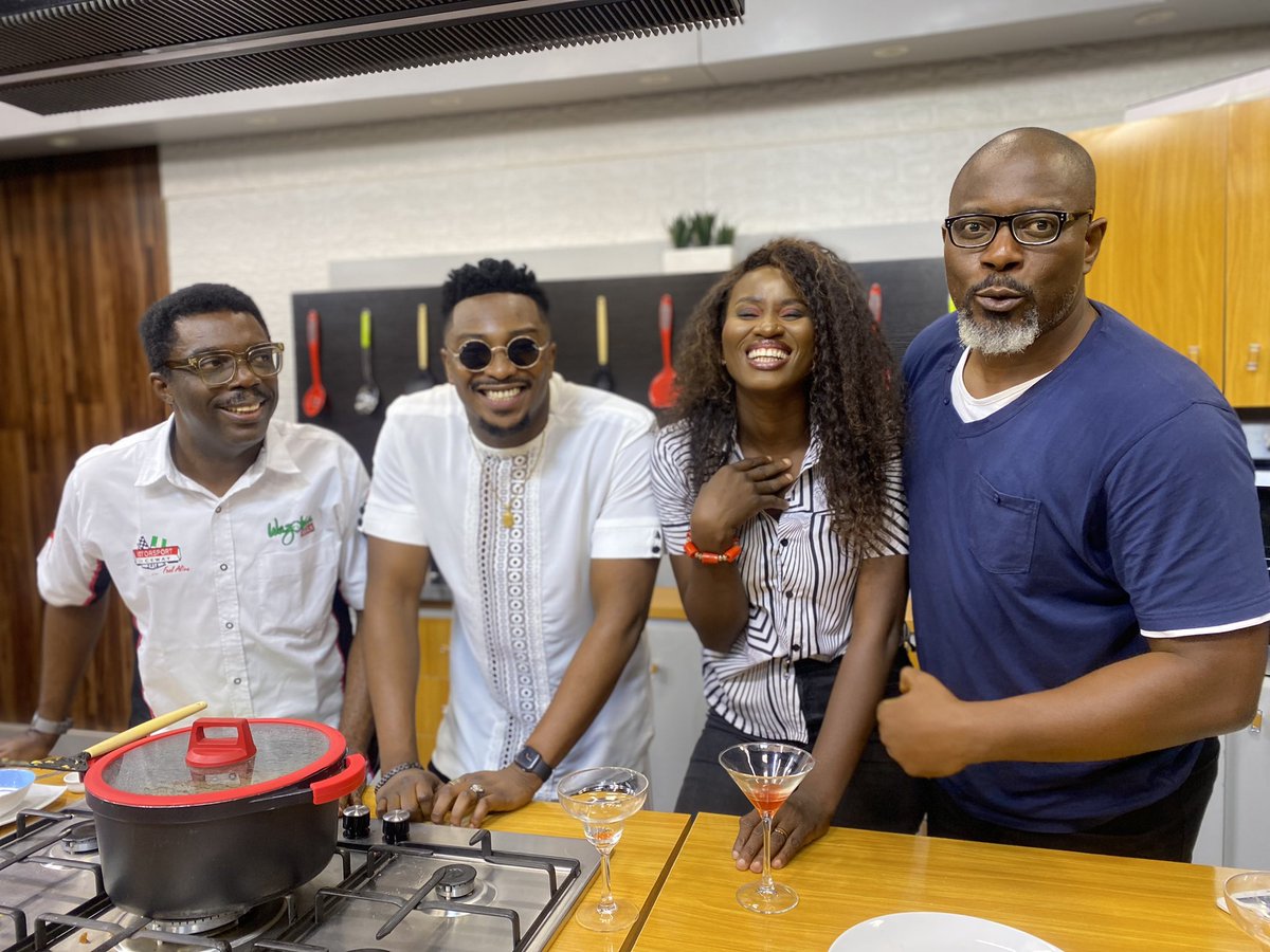 OfficialSuo's tweet photo. Some days the banter is good, the chow is “gooder” and the company is “goodest”. 

Whoever decided food + shayo+ football= premium good vibes >>> 😍🙌🏾

Make we pretend say dis na “hard work” eh @BallWineAndDine 😜😂

#Kpoko💛 https://t.co/ghgZKomDTt