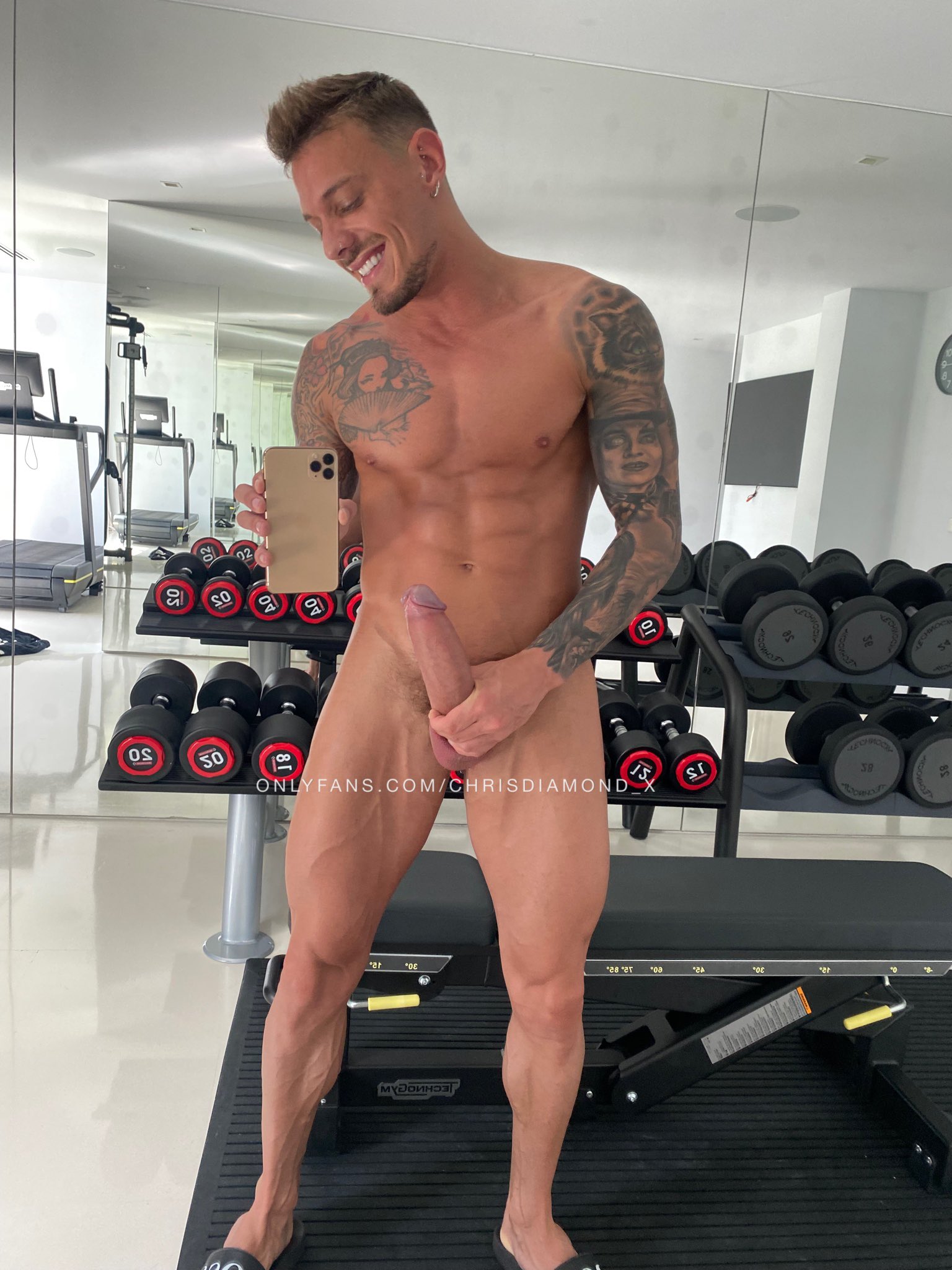 TW Pornstars - 2 pic. Chris Diamond. Twitter. ¿Alguien quiere venir a  entrenar conmigo?.. necesito alguien. 10:37 AM - 25 May 2022
