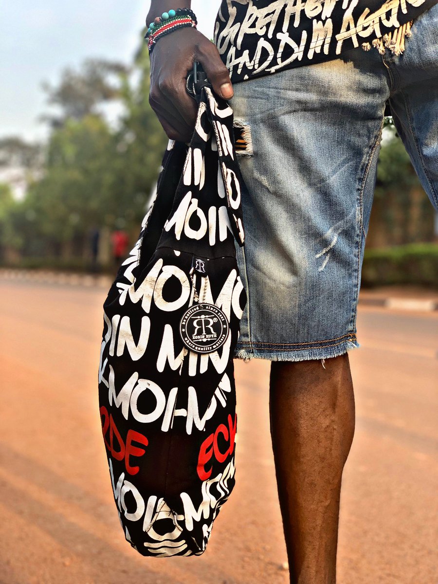 erik_oloo's tweet photo. I Be Knowing The Love Be Fake But As Long As The Respect Is Real!
#allstreetwear #dailystreetlooks #explorepage #fashion #fashionblogger #Mensfashion #classydapper #menaboutfashion #menootd #pauseshots #urbanstyle #dailyfreshfits #mensfashionairy #guyfashion https://t.co/qtLWfS2e3G