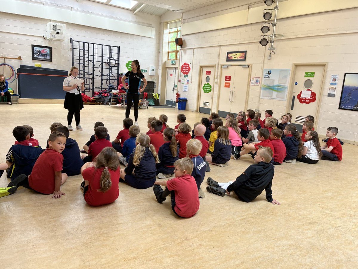 DameKellysTrust's tweet photo. A huge well done to the #OnTracktoAchieve students from @ParksideCulling who delivered their #socialaction project at a local primary school to help with the transition between schools. It was a huge success!
@Jennywallwork https://t.co/QpUP4ok6SJ