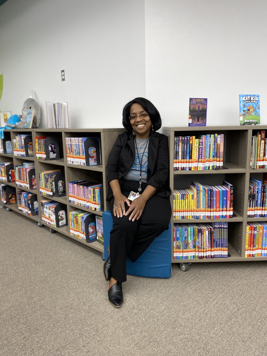 Thank you to all of our students, almost every book was returned. Have a great summer. Remember to read a few minutes everyday. Parents you’ll see great growth next year just by reading over the summer. I’ll miss you all!! Reeves 1st Librarian, Ms Newry #ReevesAchieves