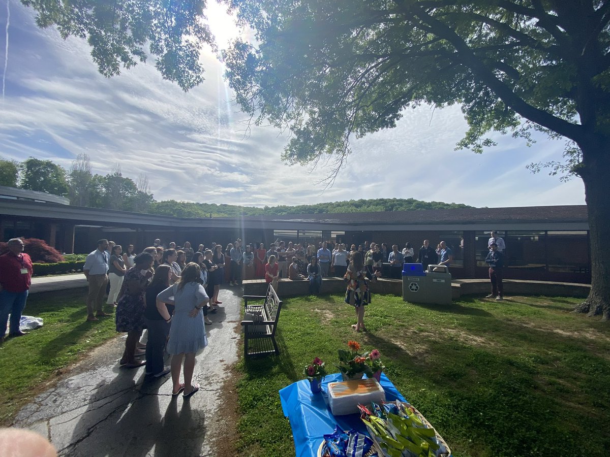 Esmoskowitz's tweet photo. From a doodle on a whiteboard to over 100 members…#Project720 has come to life this year with 3 out of our 4 years in full swing! Investing in new teachers is an investment in the future of your district, in the students they teach today and for years to come. #WeAreChappaqua https://t.co/rdqFZxJyU0