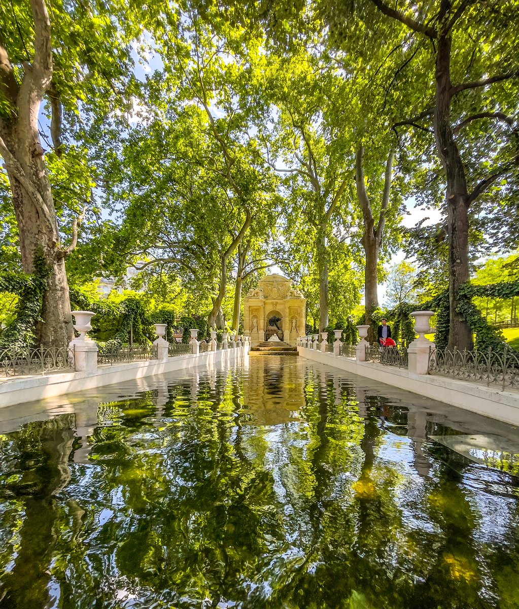 jmlpyt's tweet photo. La fontaine de Médicis 
Jardin du Luxembourg Paris 
#jmlpyt #photography #Paris #parismaville #explorefrance #visitfrance #francemagique #paisjetaime #Artiste #PhotographyIsArt https://t.co/NA9zgNPTer