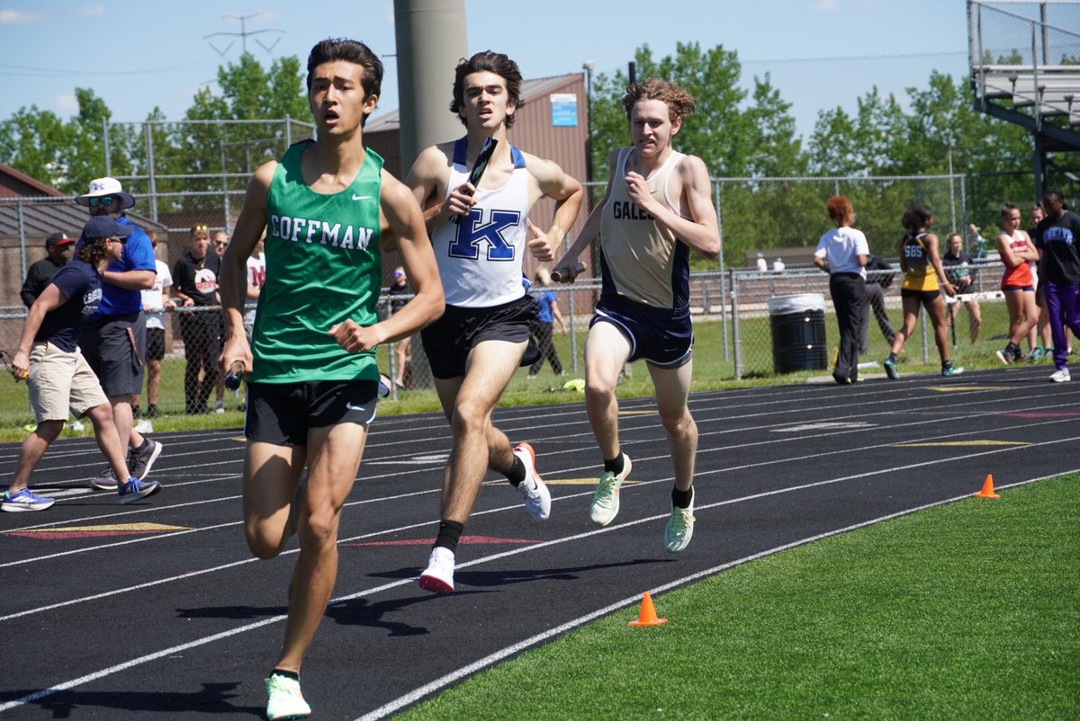 theworthington2's tweet photo. Supporting you today @Kilbournetrack 4x800relayteam of AJ,Ryan,Mitchell,and Steven! It’s been FUN watching your steady ⬆️ this season. We are confident you’ll give it your all @ Regionals. Ranked 7th going in; top 4 advance to State meet. @WKHSWolves @wcsdistrict #itsworthit https://t.co/PO55w4LA2J