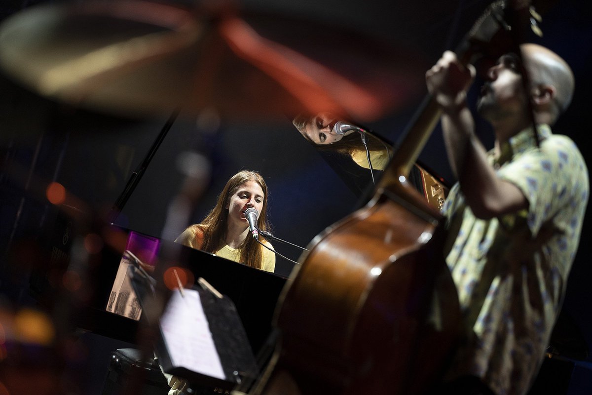 Seedmusic_eu's tweet photo. 🇬🇷 ATHENS JAZZ 🟣 It's been amazing for #LuciaFumero to be part of the 21st #AthensJazz Festival at the Τεχνόπολη Δήμου Αθηναίων @technopolis_coa. Thank you to those who enjoyed the experience and made it possible! @aieartistas @ICAtenas @InstCervantes 

📸 Vangelis Patsialos https://t.co/SKPiE9pM69