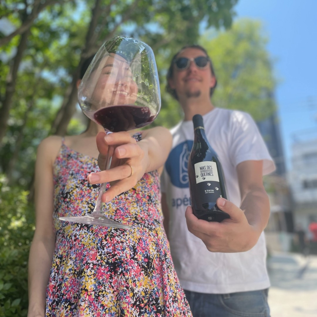 アペロのサブスク嬉しい購入特典。購入者限定クーポンや初回登録時にもらえるプチギフトなど🎁  ▶️ ow.ly/lRAC50JhtBf
𝐖𝐡𝐚𝐭 𝐢𝐬 𝐭𝐡𝐞 𝐛𝐞𝐧𝐞𝐟𝐢𝐭𝐬 𝐨𝐟 𝐨𝐮𝐫 𝐰𝐢𝐧𝐞 𝐛𝐨𝐱? 🎁 Discount coupon, small gift for new subscribers and so on!  ▶️ ow.ly/f5Pv50JhtBg