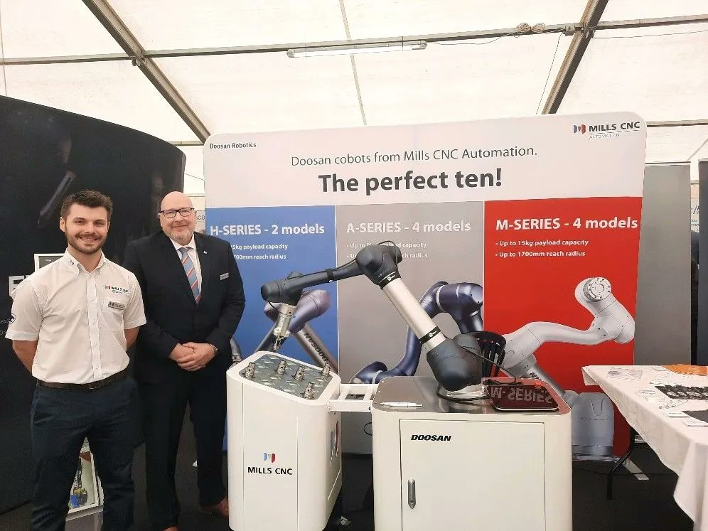 MillsCNC's tweet image. We are at Engineering &amp;amp; Technology Solutions Exhibition at AMP Rotherham today! Make sure you pop by and see Pete and Ash for a chat!

#MillsCNC #LikeNoOneElse #DoosanRobotics #AMPTechnologyExpo