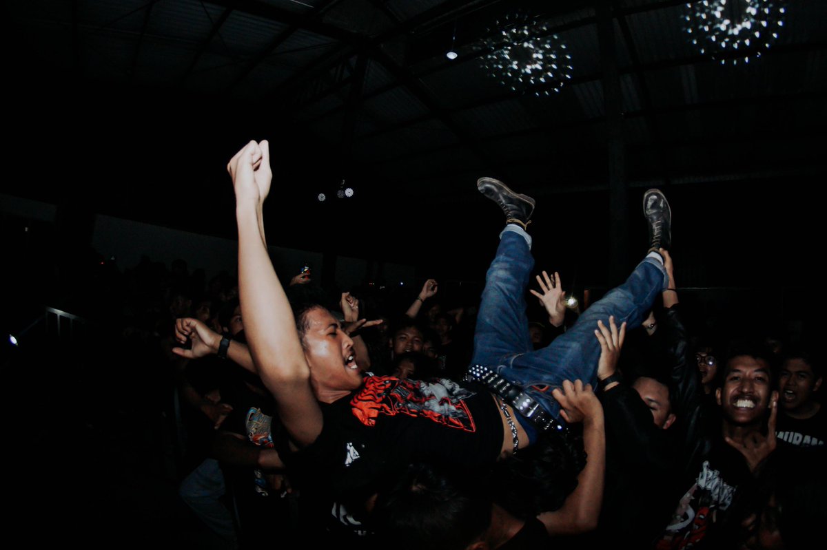 muramrock tweet picture