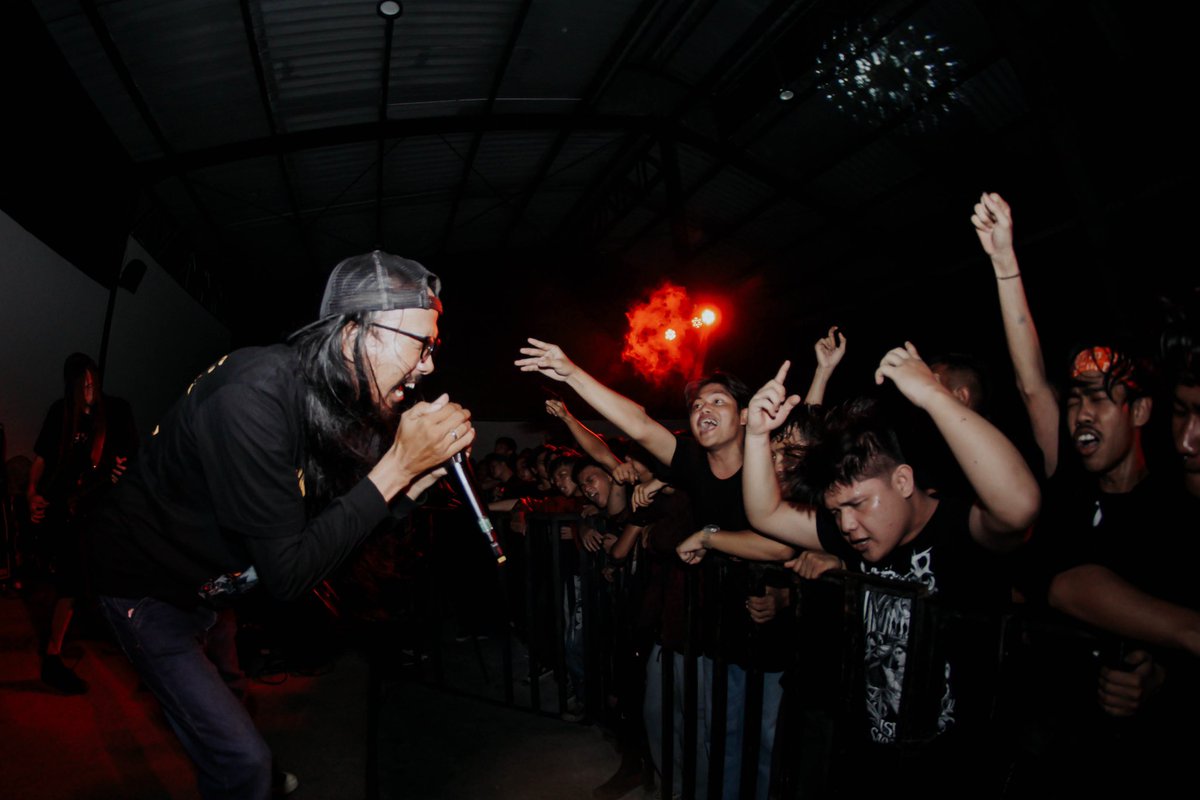 muramrock tweet picture