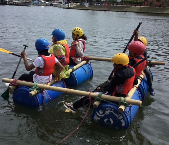 easton_academy's tweet photo. Year 6 have been enjoying their watersports lessons! #PE #Knowledgeandskills @DBAT_UK @Young_Bristol https://t.co/hSWQc3RGfi