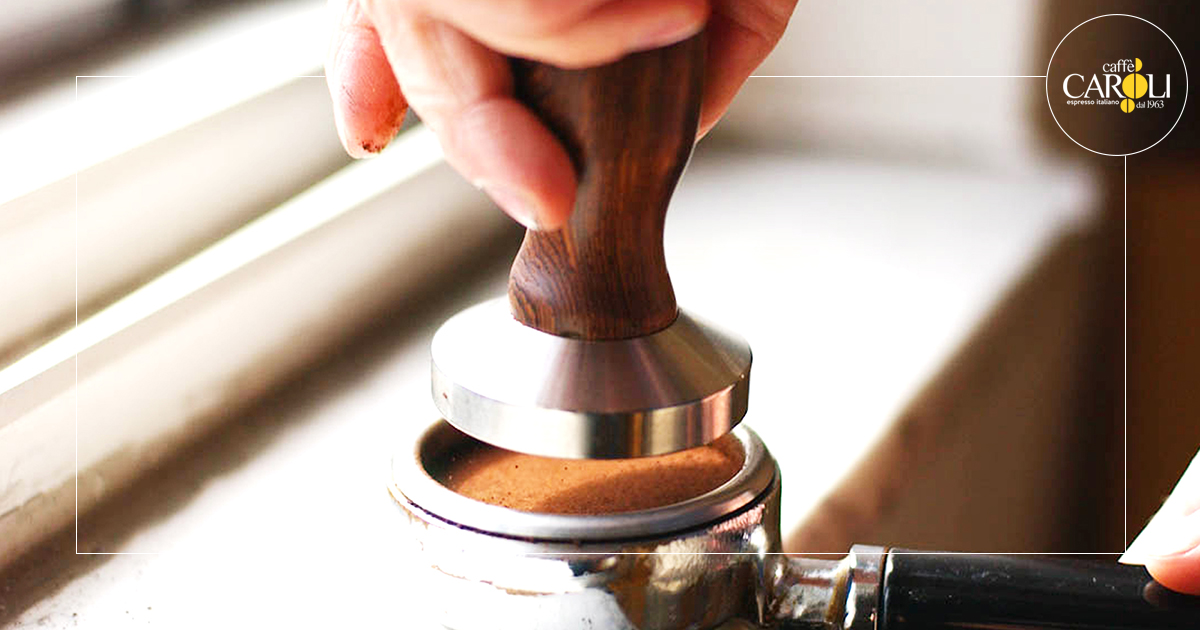 CaffeCaroli's tweet photo. Level before tamping! 😎☕
.
#caffecaroli #specialtycoffee #leverespresso #martinafranca #weareinpuglia #caffè #coffee #torrefazione https://t.co/8W79obUdgU