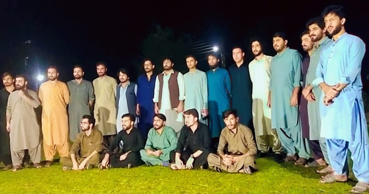 BzuPsc's tweet photo. PSC ALI HALL!
Yestarday PSC Ali hall arraanged a special dinner for PSC cabinet and others. It is in fact a celebration of accomplishment of the whole new cabinet of PSC and other students.
#unity #university #Pscalihall
#universitylife #studentlife 
#dinnerparty 
#LongLivePSC✌ https://t.co/TZXhc7Po3G