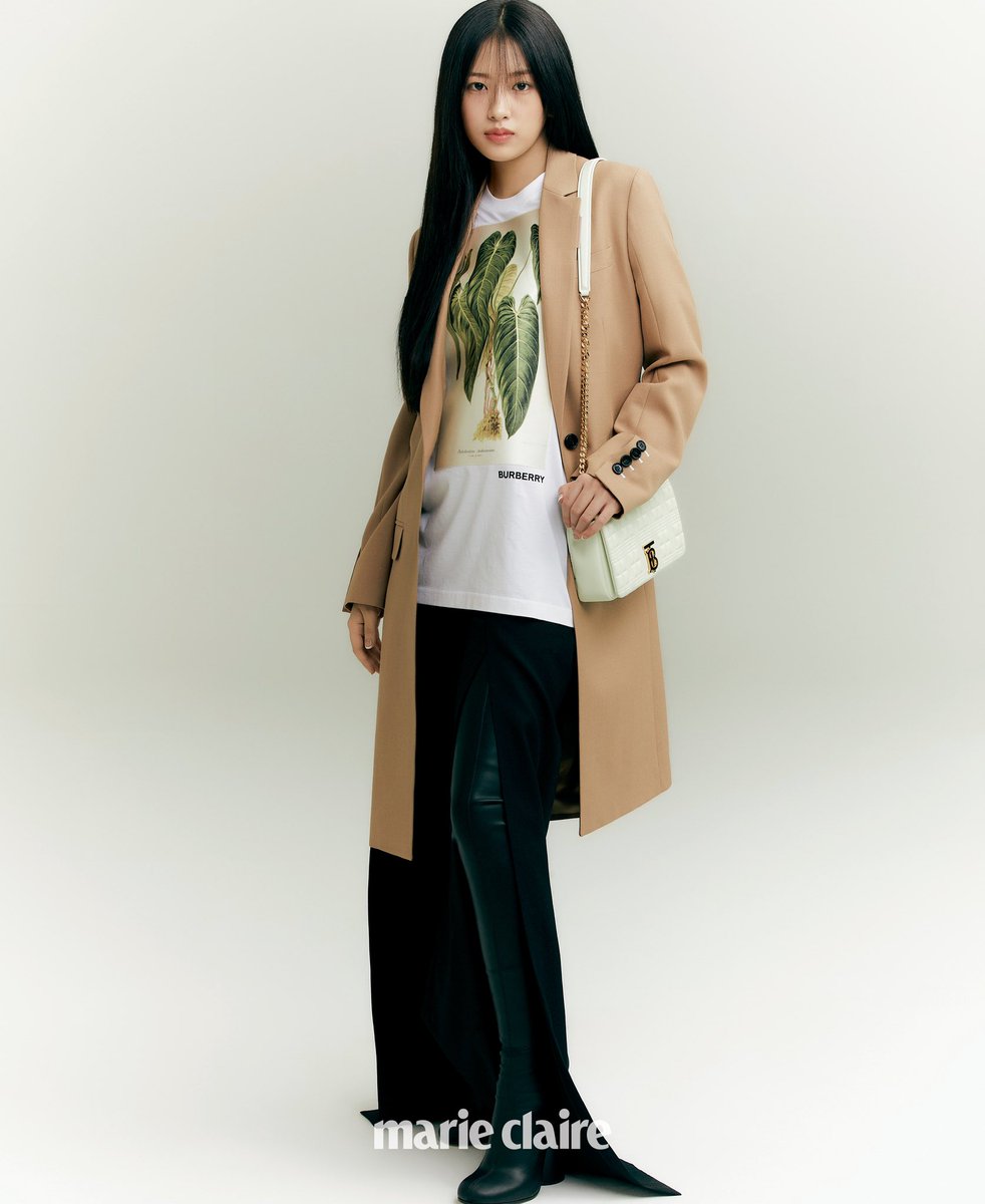 “narcissistic, my god i love it” she mumbles as her reflection peers backs at her. serving her high-end visual in a golden plate, ensuring your orbs are well fed.