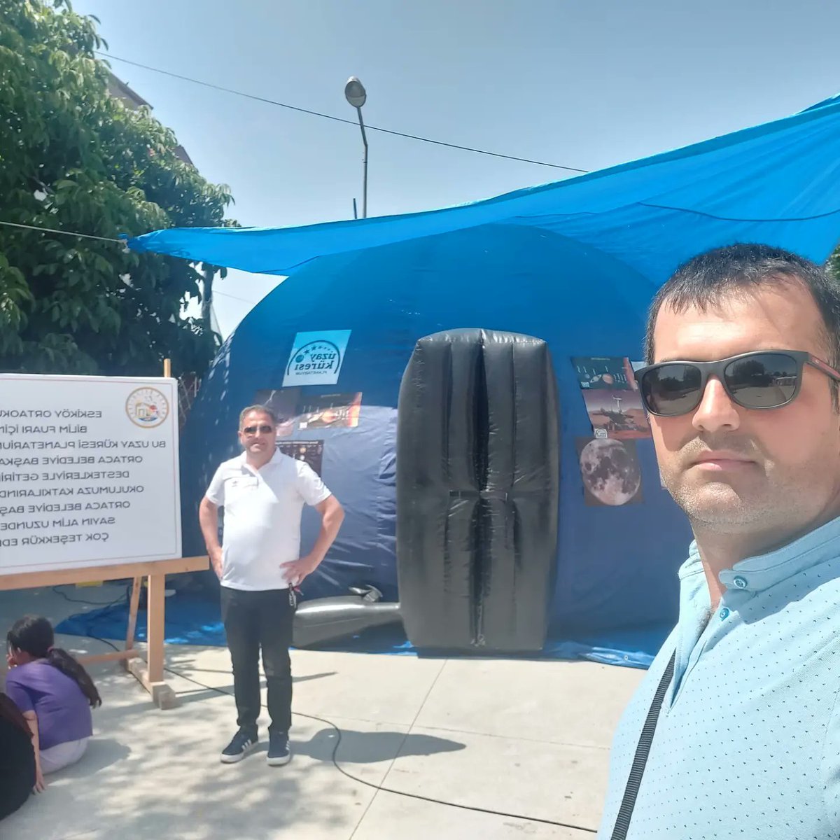ayd_sehit's tweet photo. Eskiköy Ortaokulunun hazırlamış olduğu TÜBİTAK Bilim Fuarına katıldık. Her şey çok güzeldi. Emeği geçen idareci, öğretmen ve öğrencilere çok teşekkür ederiz. https://t.co/9kDTxBFmbf