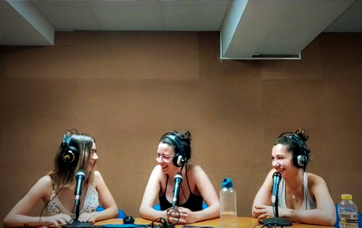 ¿Cuántas veces nos hemos perdido conocer algo por juzgarlo previamente? 💭 En este podcast hablamos de nuestra propia experiencia con los prejuicios y de cómo podemos aprender a eliminarlos. De tú a tú. Aquí. En <a href="/EnterateCipaj/">Antenas Radio CIPAJ</a> ▶️ radio.unizar.es/tertulia-sobre…