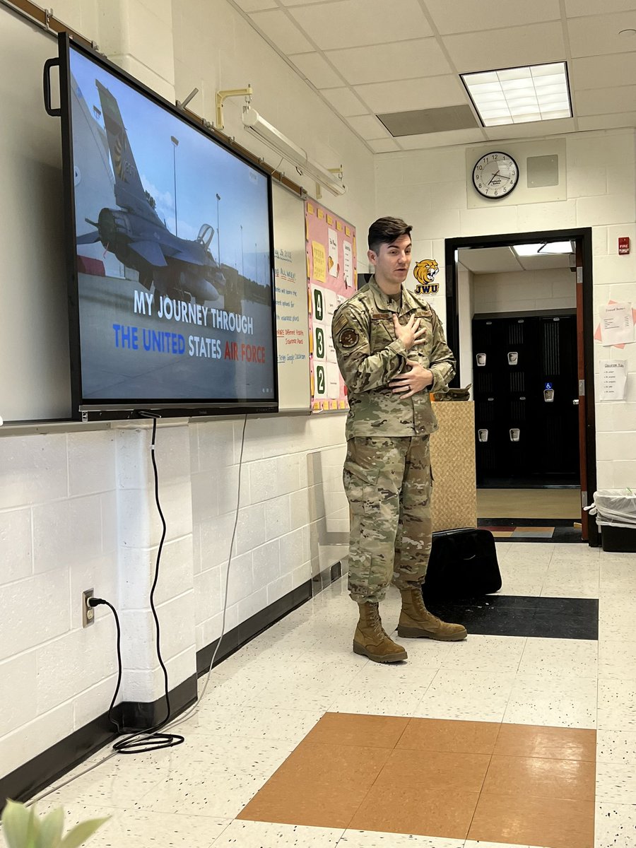 Thank you to #usAirforce for speaking to our students today! You are an inspiration to our students! #BarnegatINSPIRES
#ONEBarnegat
#BHS #USA #USAairforce