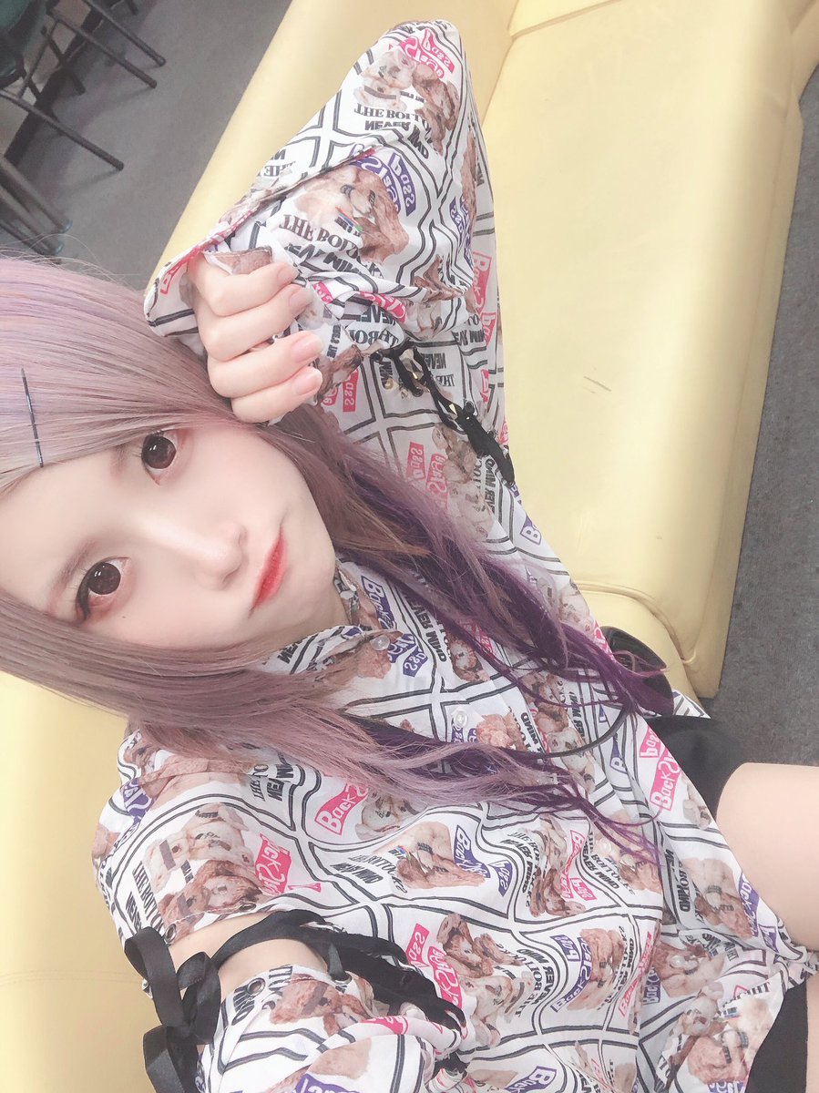 日帰り弾丸名古屋でした〜
ありがとう❣️
ライブ後は汗だくでした、、ソロでもいいライブした、、
無事に終電も乗れましたぜ！！！！
平日やのにありがとう💘
5月30日も名古屋来るからよろしくな〜！！！！！！

#ザキスト