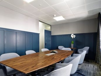invis_group's tweet photo. Wouldn’t it be lovely if we could all kit out our offices as lavishly as we liked? The good news is, your office decor doesn’t need to bankrupt you. 

Here are plenty of office decor ideas for smaller budgets: https://t.co/4WeNmkhJeQ

#Office #Decor #Budget #Ideas https://t.co/vSS2epXrbf