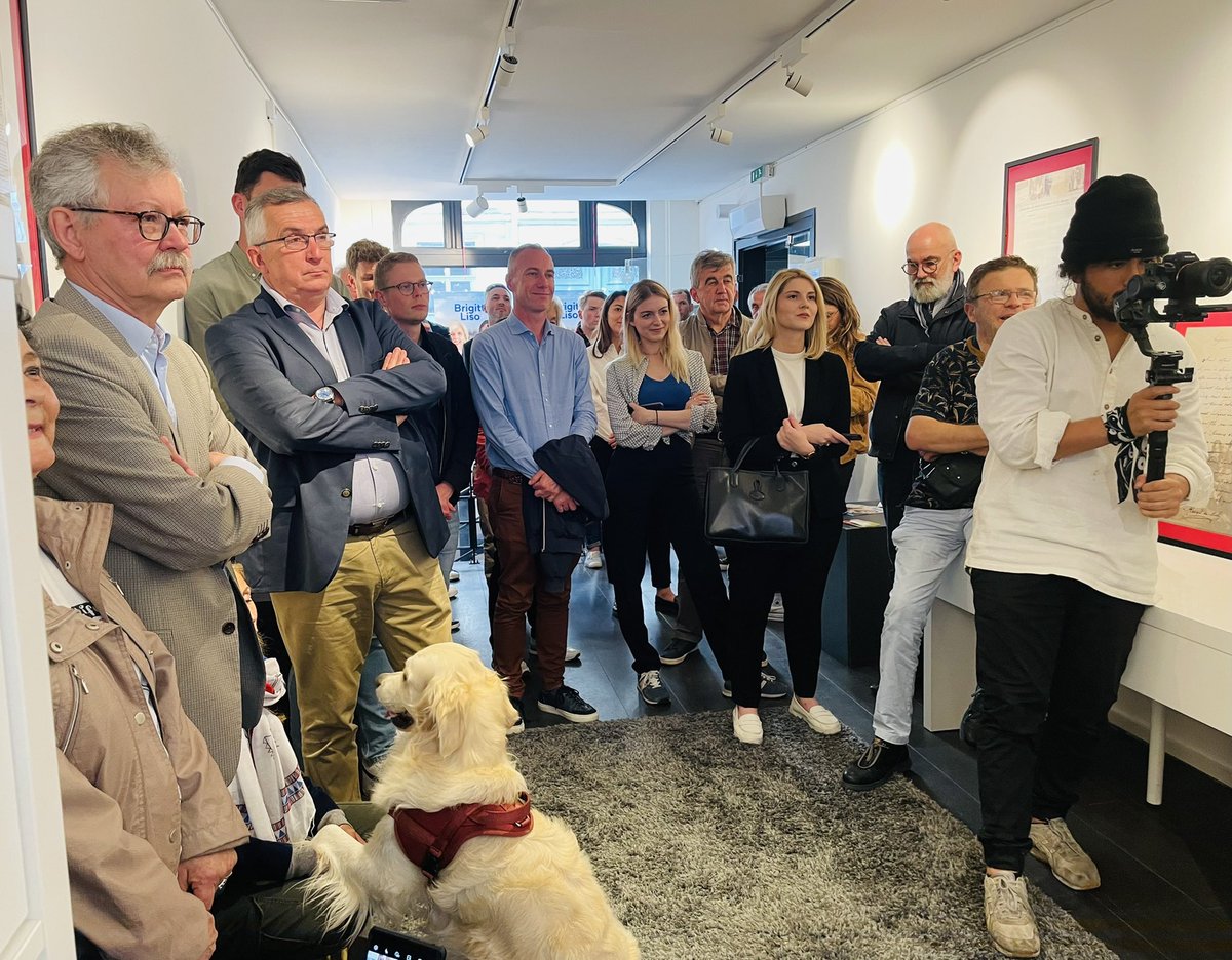 Brigitte Liso tweet media