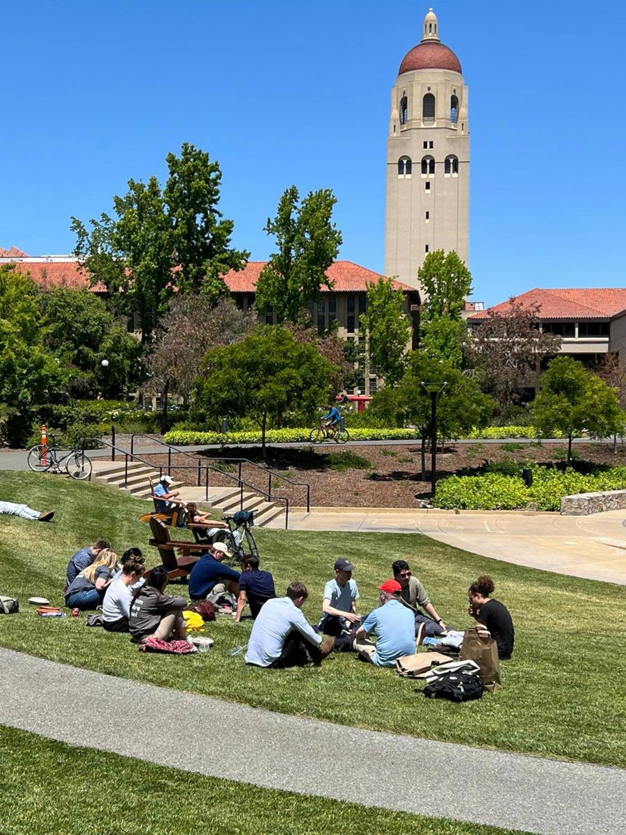 PgrDurham's tweet photo. Our first ever Durham Venture School visit to Silicon Valley, San Francisco &amp; LA. It’s far exceeded our expectations &amp; our cohort members are buzzing with new ideas &amp; ambition. 
Interested in joining? Come to our discovery event, Thurs 9 June, 10-11am: https://t.co/QkF6NVhQjm https://t.co/Q2Q9qsuT7x