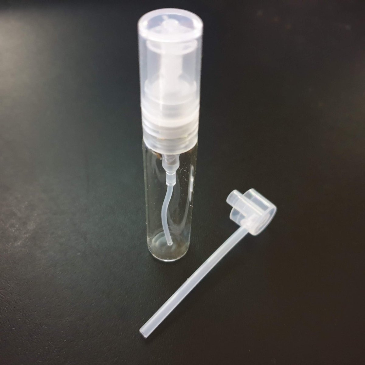 TheYorkBushman's tweet image. Travel Perfume Refill Tool &amp;amp; Glass refillable Travel Perfume Pump Bottle 5ml buff.ly/3Hfys34 #traveltool #perfumerefilltool #transferperfume #travel