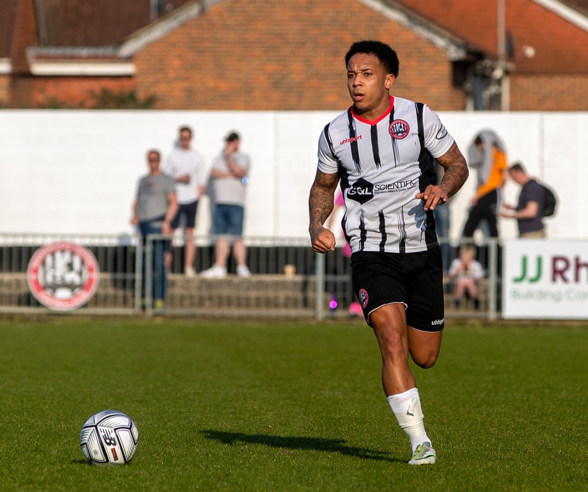 1jsmile's tweet photo. Ups &amp; downs, smiles &amp; frowns. @MUFCYorkRoad Thank you for everything 🖤 https://t.co/QelsozO914