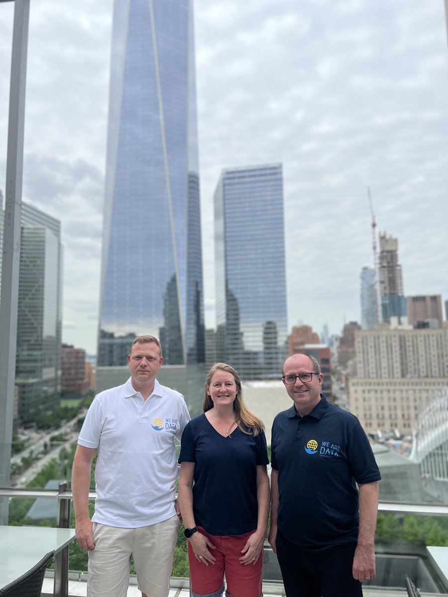 DATA_Aid_'s tweet image. #Airsidelive we are coming for you! Our @allenlucy @christoph_walch and Rob Howes are ready to tell you all about #DataAndTechAid and #FirstAidForUkraine Do say hi when you see them 😃