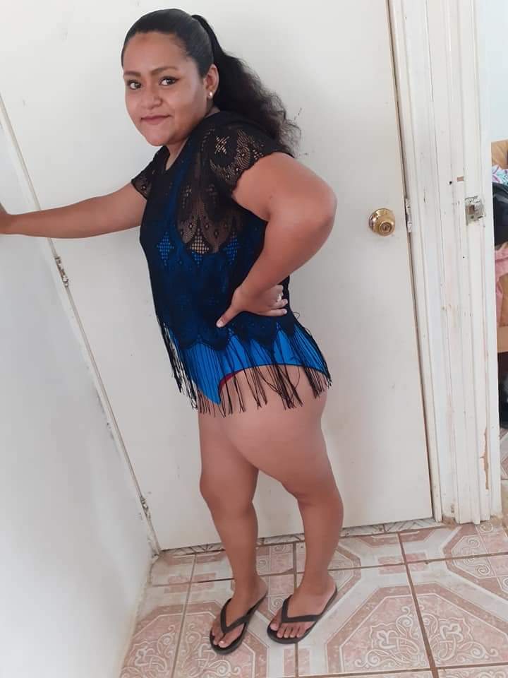 TacoDeHojo's tweet photo. Linda belleza en #bikini #piernasricas #Piernalgotas #caliente #putiesposá https://t.co/SU4kzgAXjO