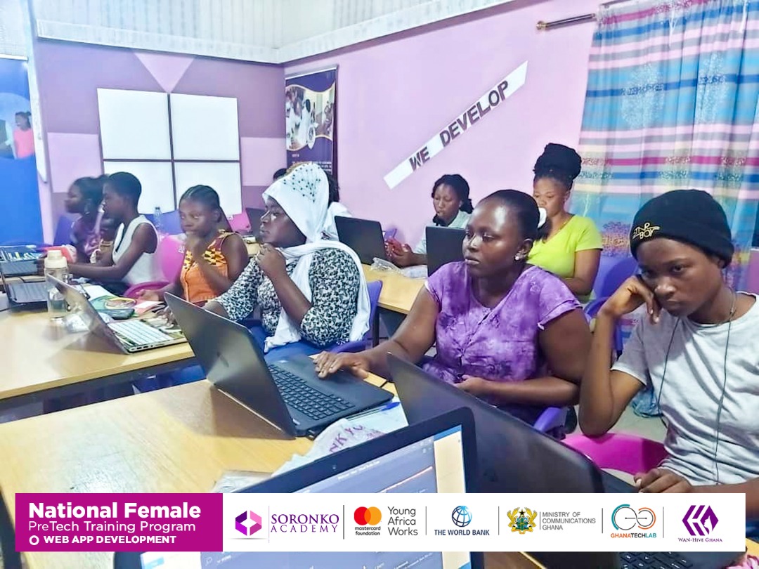 WAN_HiveGH's tweet image. 𝗡𝗮𝘁𝗶𝗼𝗻𝗮𝗹 𝗣𝗿𝗲𝘁𝗲𝗰𝗵 𝗧𝗿𝗮𝗶𝗻𝗶𝗻𝗴
𝗪𝗘𝗕 𝗔𝗣𝗣 𝗗𝗘𝗩𝗘𝗟𝗢𝗠𝗘𝗡𝗧

Day 2 of the Web App Development training was great as trainees continued with learnings on user flows, paper mockups and Wireframe.
#WANHiveimpacts #pretechskills #webappdev #ladiesintech