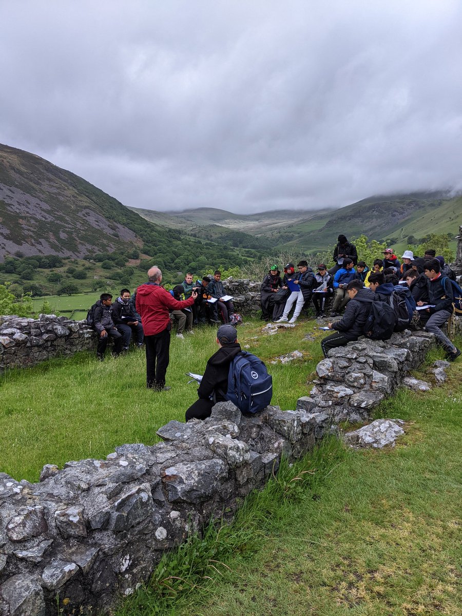 QmgsSend's tweet photo. Castell y bere this morning for @farchynys week 3.@qmgs1554qma @qmgs1554 https://t.co/iPkn6y0p60