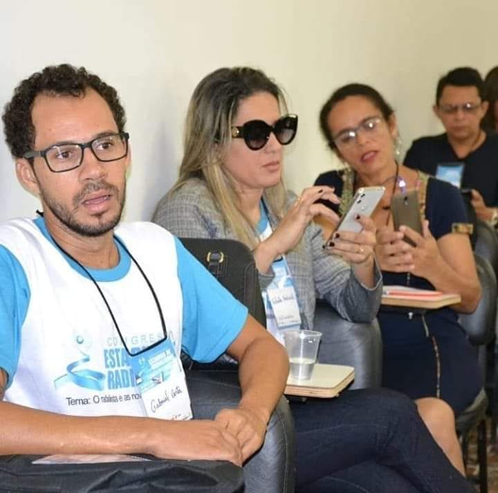 AndradeeRoberta's tweet photo. #tbt❤️ ‘Congresso Estadual de Radialismo: O Radialista e as Novas Tecnologias’ - Canindé de São Francisco-SE 🎙️📻
#Congresso #conhecimento #brasil #sterts #radialistas #sindicatos #radio https://t.co/SVz3MqOIWs