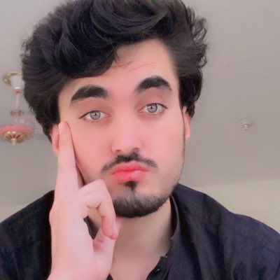 thealeey's tweet photo. #NewProfilePic https://t.co/W4cLgRu90h