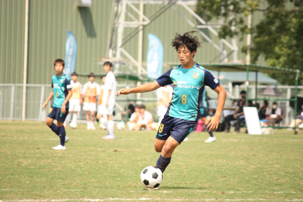 tsunospoacademy's tweet photo. スペインへ✈️
今回、1年生の #島田煌斗 選手がラ・リーガ2部に所属している #ジローナFC 下部組織への練習参加の為スペインへ旅立ちました‼️
期間:5月27日~6月6日
どのように成長して帰ってくるのか期待しててください🎶
#ヴェロスクロノス都農U18
#ジローナfc #ラリーガ2部
#forzainternational https://t.co/tMjX8yaEXX