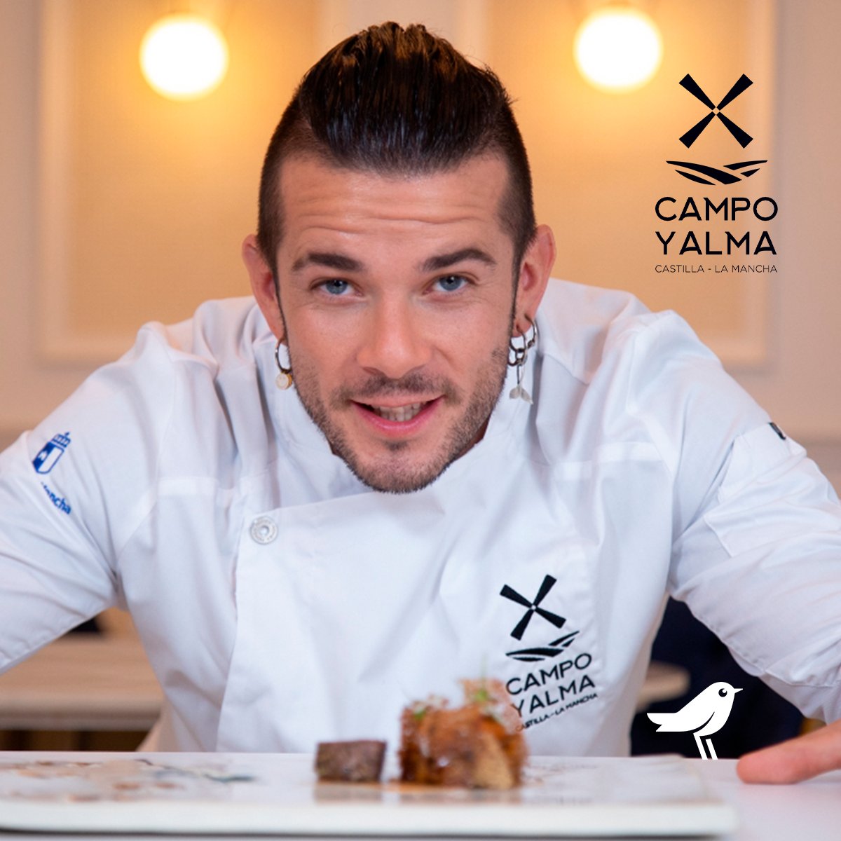 alcampo's tweet photo. Ven al Showcooking en Toledo 📍 de Carlos Maldonado, ganador de Masterchef con 1 estrella Michelín 😋
👉 Cocinará diferentes platos que te sorprenderán 🤤
¡Te esperamos!
#CampoYAlma #Showcooking https://t.co/iPAYXK81eO