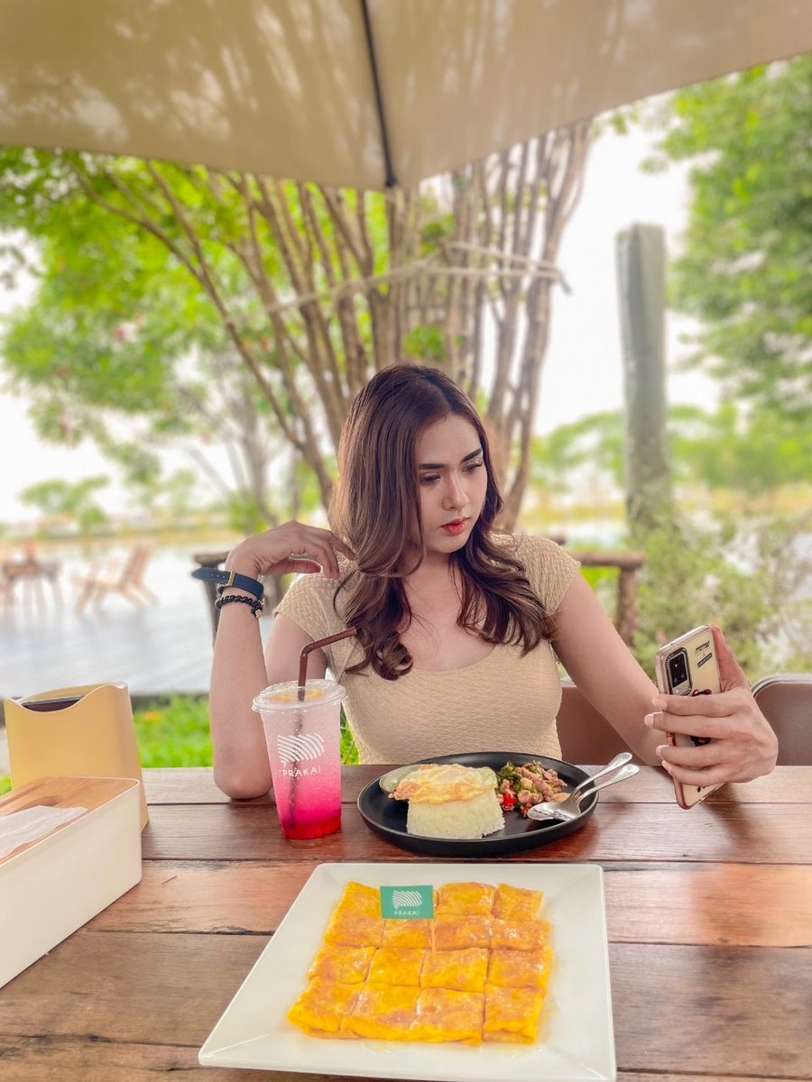 memeenaja33's tweet photo. 𝒋𝒖𝒔𝒕 𝒃𝒆 𝒚𝒐𝒖𝒓𝒔𝒆𝒍𝒇 𝒏𝒐𝒕 𝒆𝒗𝒆𝒓𝒚𝒐𝒏𝒆 𝒊𝒔 𝒑𝒆𝒓𝒇𝒆𝒄𝒕
; แค่เป็นตัวของตัวเอง ไม่ใช่ทุกคนที่สมบูรณ์แบบ♡シ https://t.co/aJG9rcbM6T