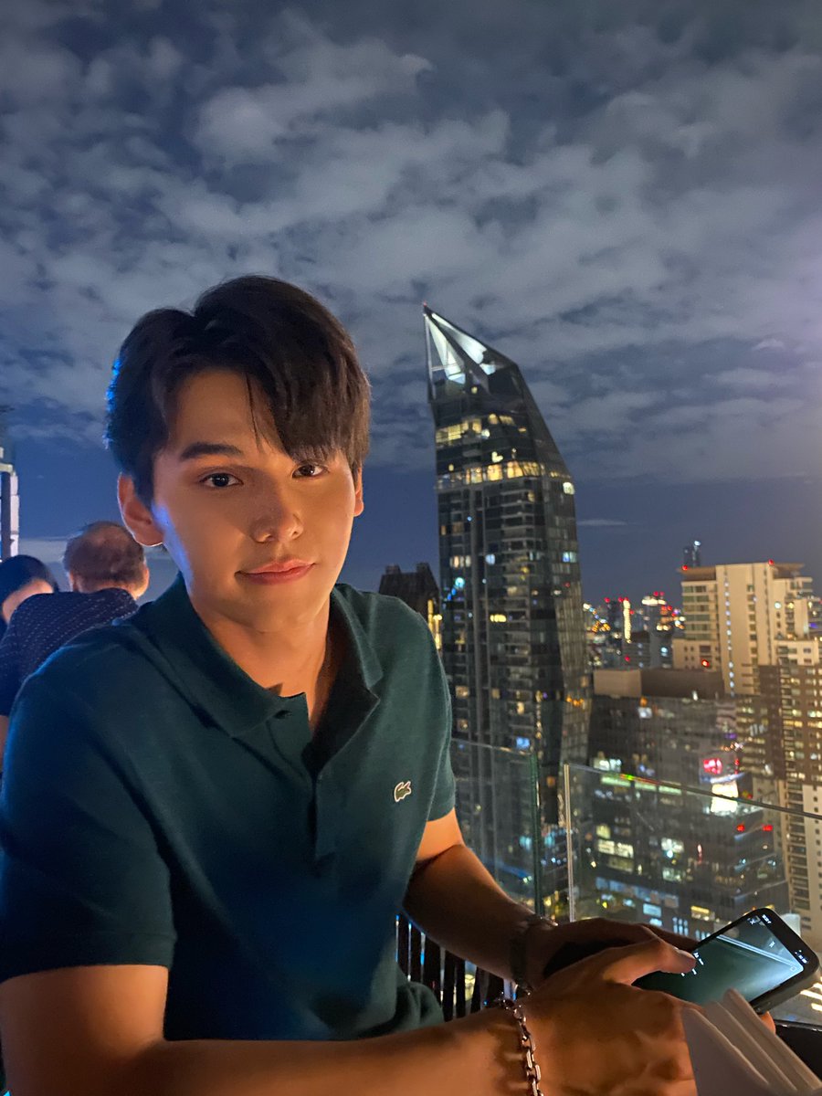 daisyforja's tweet photo. basically all daily contents P’Alex uploads from JaFirst are allowed like if they don't want to share it, they ask her so. but the fact these photos taken by First & Alex went to take them from him for us 😃 @.firstfh5 please share your bestfriend w us 🤲🏻
♡ #Sweet520xJaFirst https://t.co/dsxkxcIOtZ