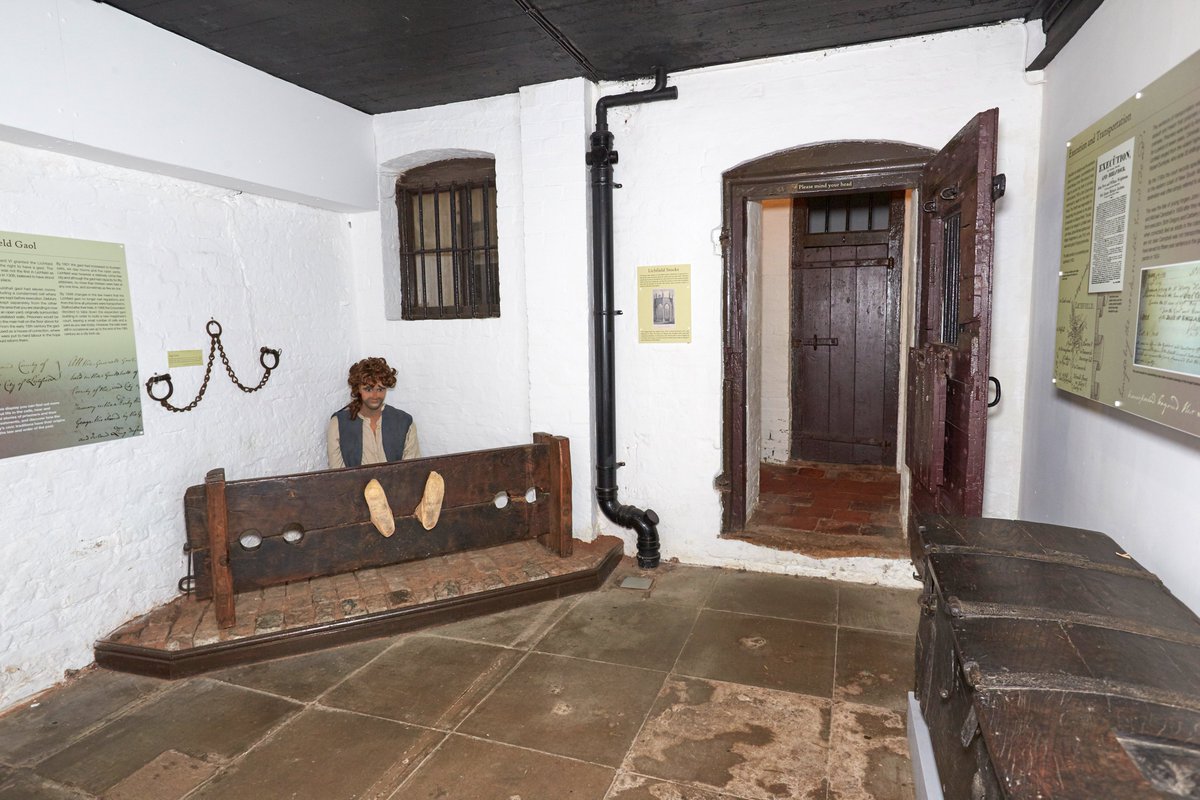 GuildhallCells's tweet photo. Please note that the Guildhall Prison Cells will be CLOSED this Saturday. https://t.co/0dwTnx1DNY