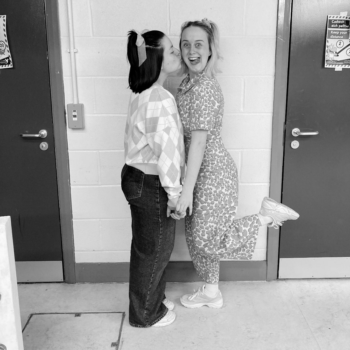 And so eggs has come to a close! 🥚

A very special thank you to Lynne, <a href="/UwtsdA/">UWTSD_Acting</a> <a href="/BaxterJeannette/">Jeannette Baxter</a> &amp; Gareth for your hard work and commitment. We couod not have done it without you 💖 

And a huge thank you to all who came to support us, it means the world! ✨

UNTIL NEXT TIME! 😸