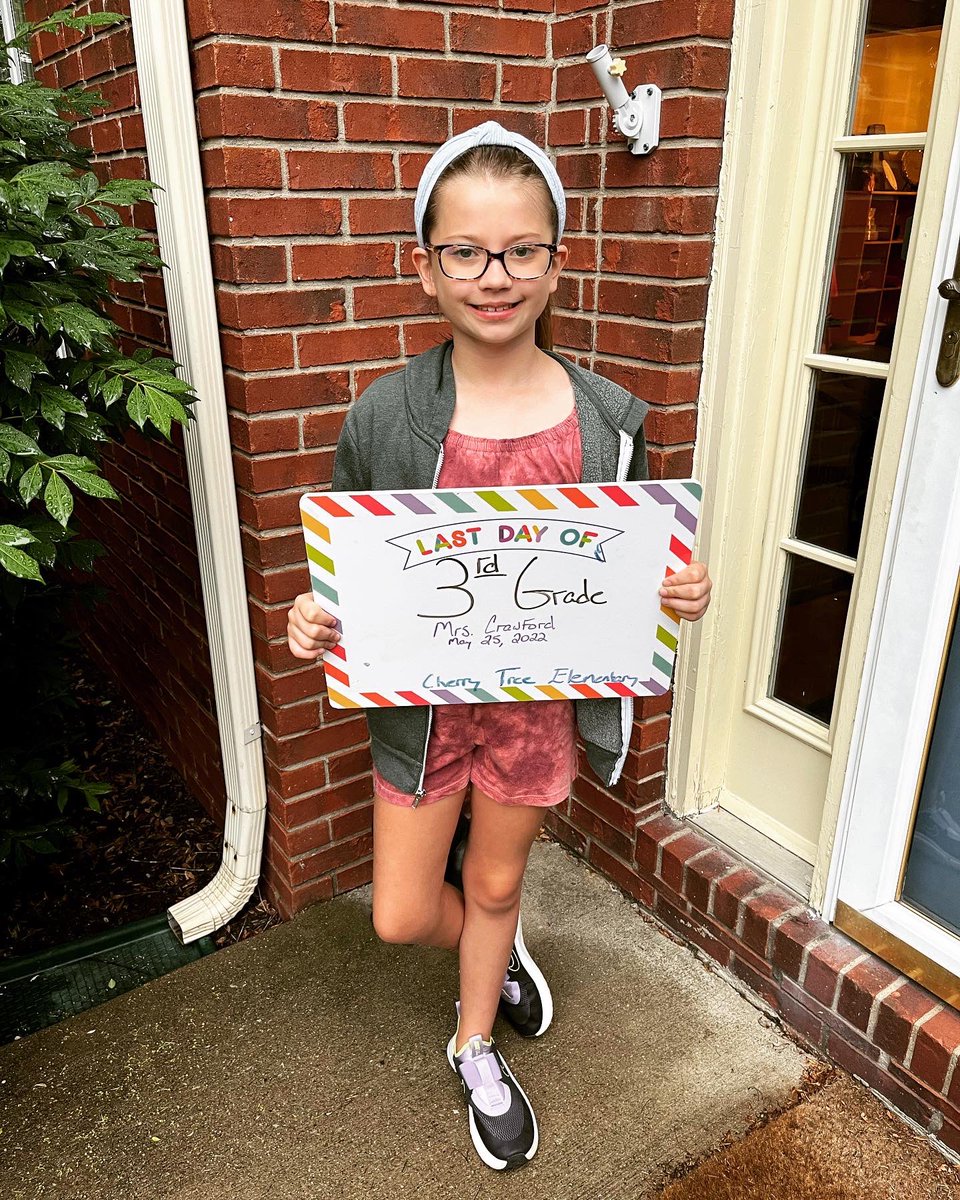 saabisi's tweet photo. Last day>First Day. It’s been a year of growth and successes.  Bring in 4th (and summer). All kids deserve to be safe in school. https://t.co/s4bFebiISZ