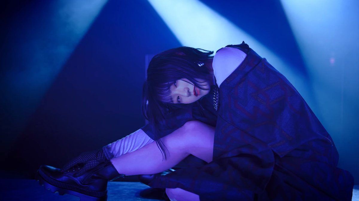 LOVE/ 11th Single c/w『知らんけど』 #野口衣織（センター）#佐々木