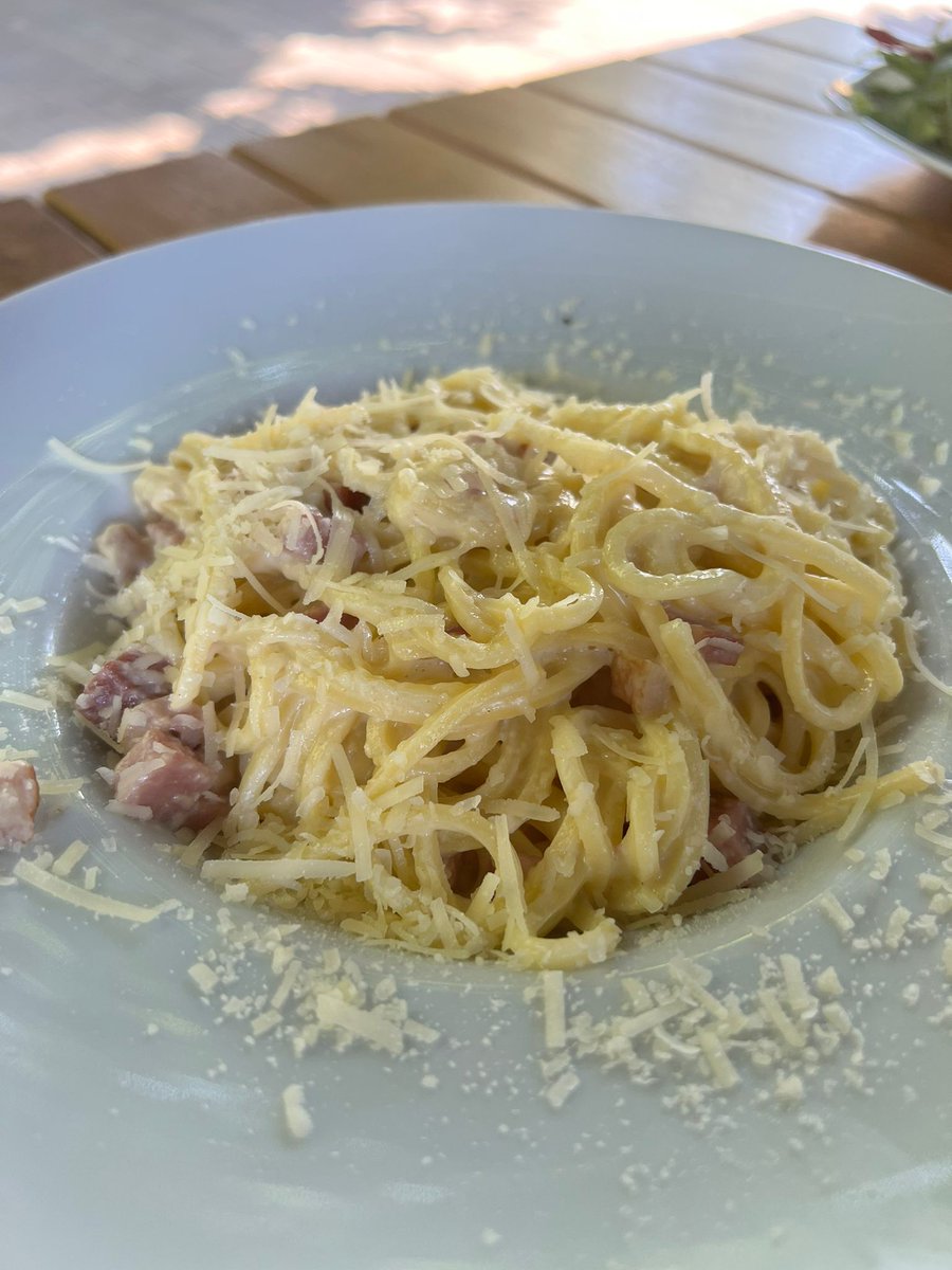 ElisaMellody's tweet photo. Pasta la vista😋
#FavoritePasta #Carbonara
https://t.co/aaTouwRMaE 
@fans4models https://t.co/nnzLWkxCoE