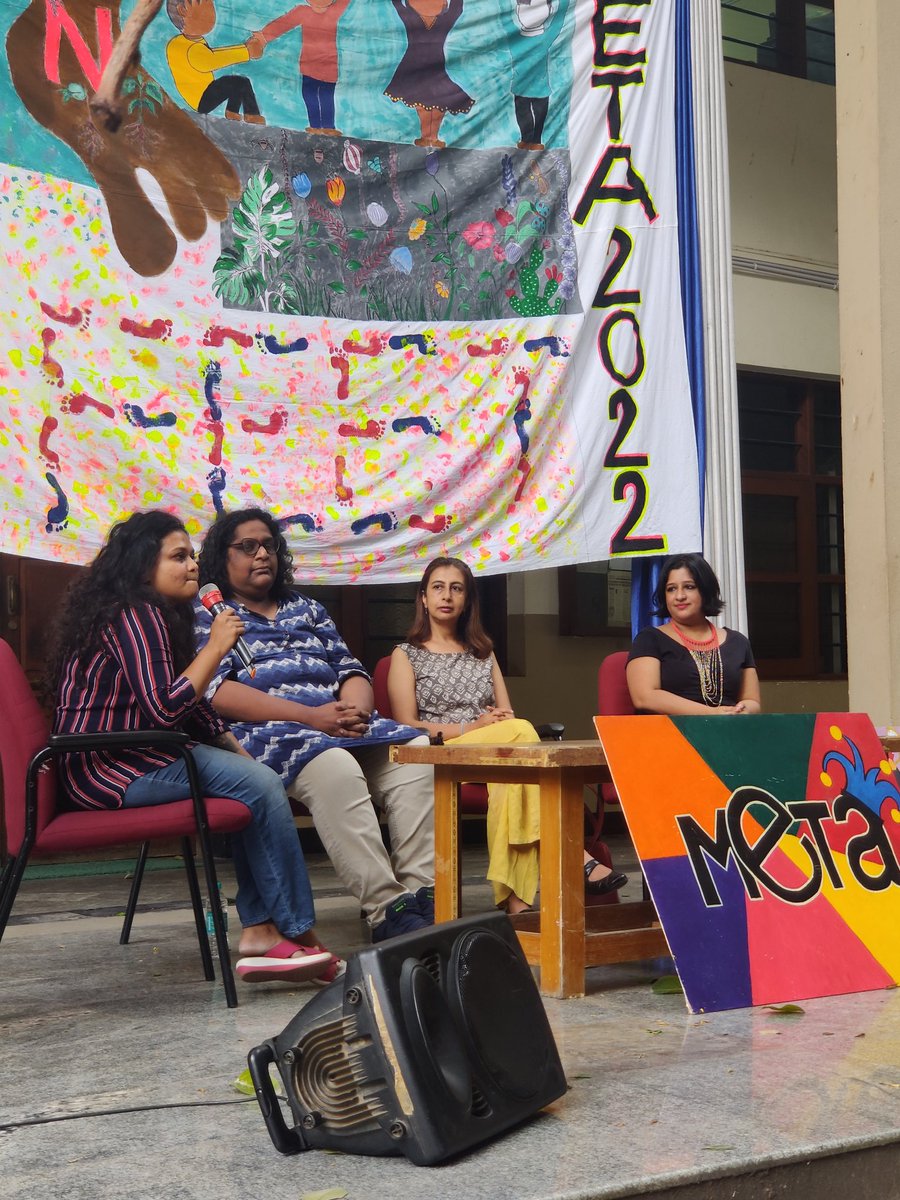 LitFestMeta's tweet photo. Bomb women talking about personal essays and creating selves at the I am Here, You are There personal essay at Meta 2022. https://t.co/gdv5YNTYBT
