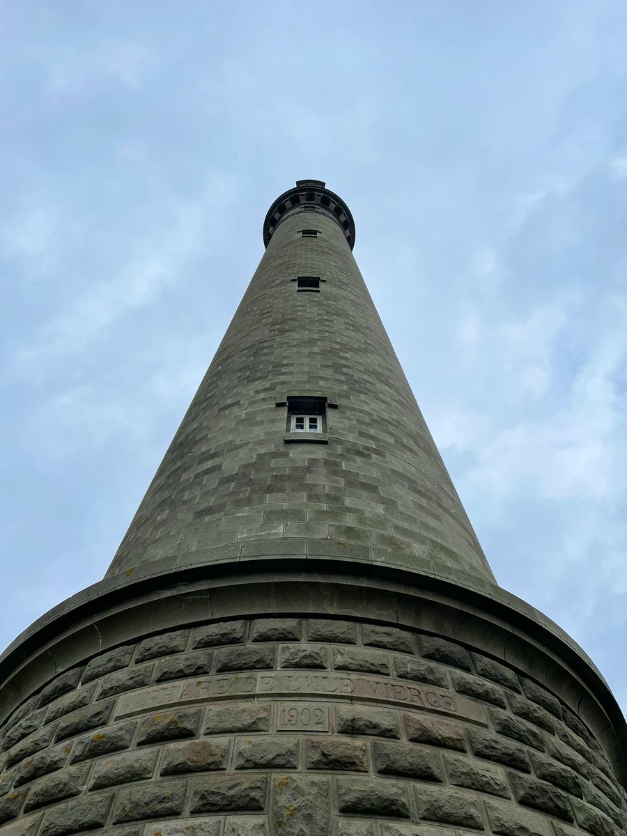 abf1's tweet photo. Lundi j’étais sur l’île Vierge avec @Gardien2Phare et @gersalou pour faire les images de « Tuba » un des trois films que je vais présenter cet été dans la maison-phare de l’île Wrac’h.
Tournage incroyable. Images vertigineuses. Le film a reçu le soutien @littoral_cd. Merci. https://t.co/YFGhaO1cp5